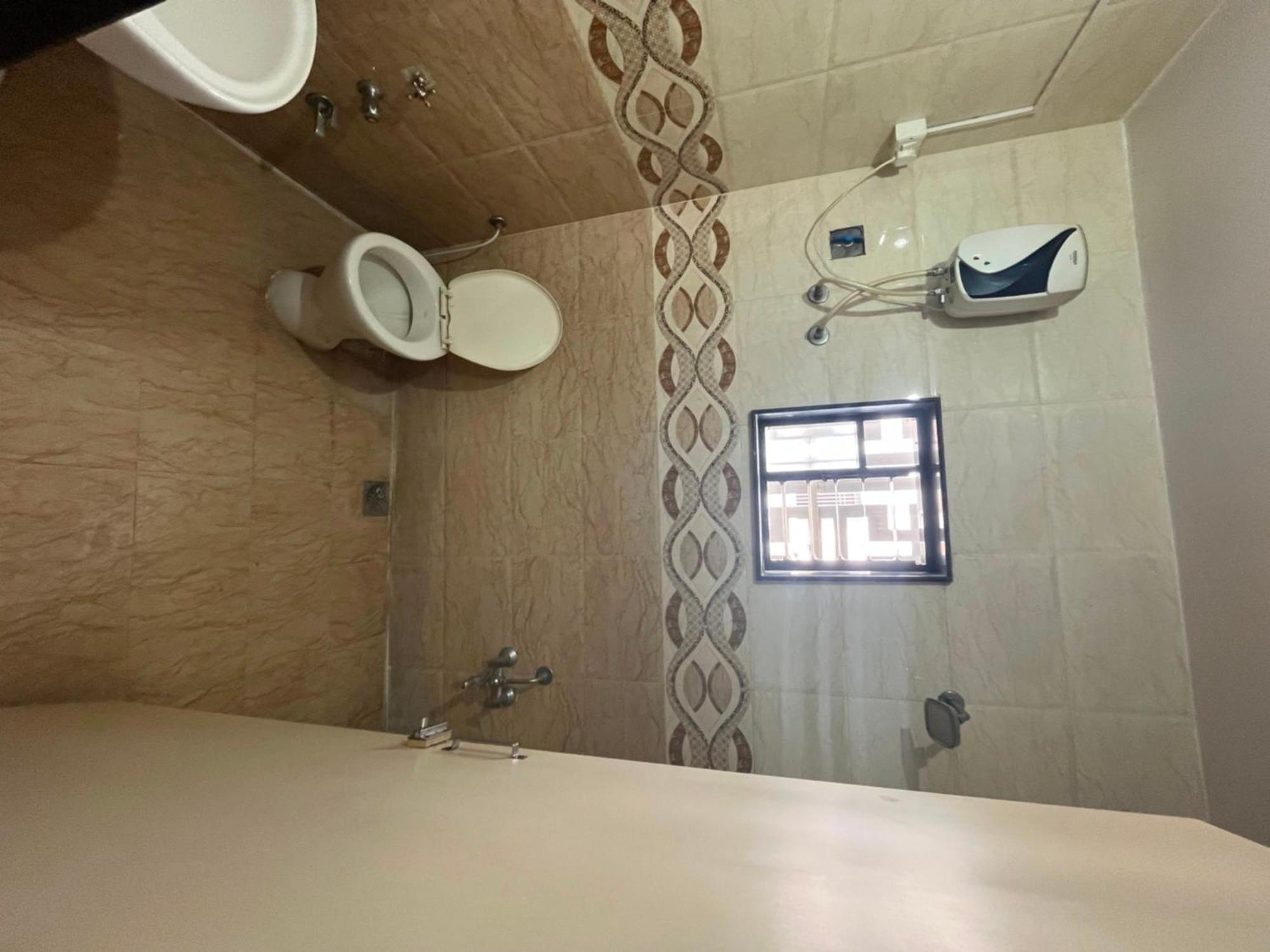 Ānand Oyo Hotel Rio Inn المظهر الخارجي الصورة